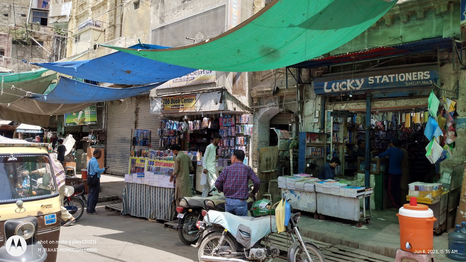 Urdu Bazar Karachi